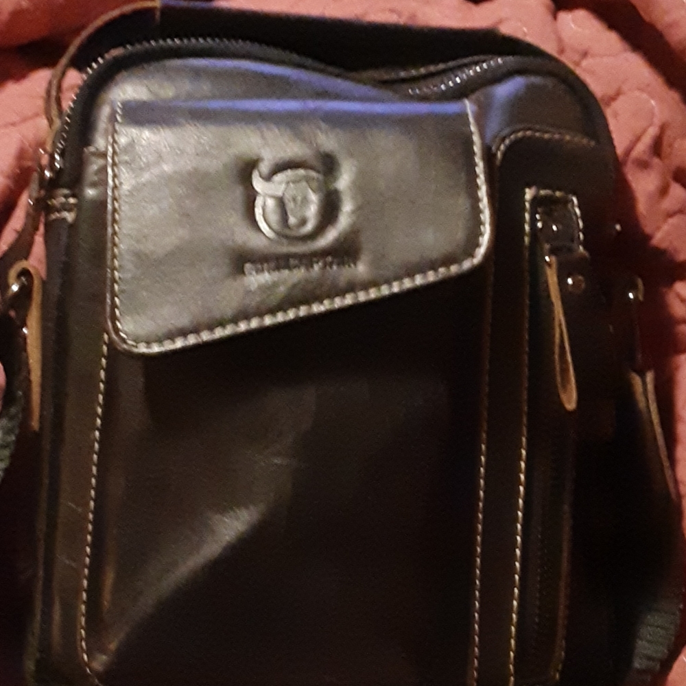 SMALL CROSSBODY BAG